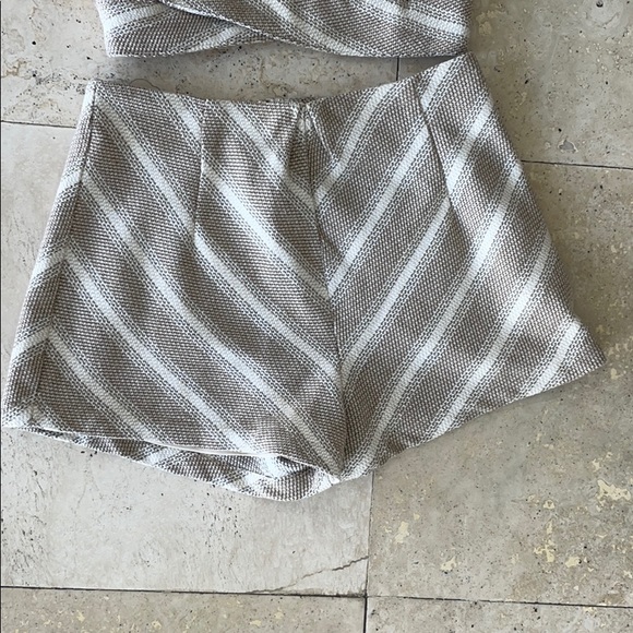 Gorgeous boho two piece outfit - Picture 3 of 7